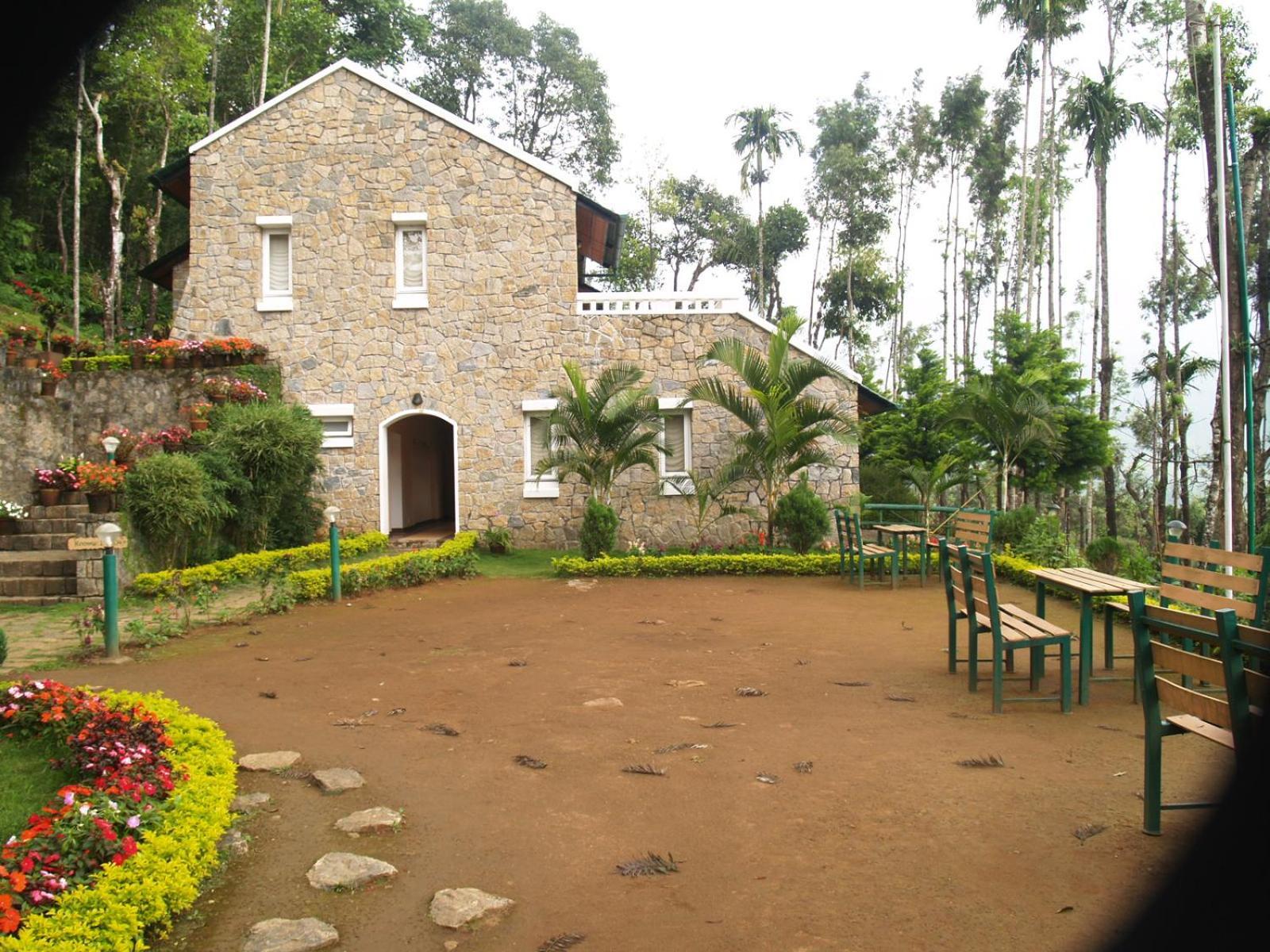 Sitaram Mountain Retreat Hotel Мунар Екстериор снимка