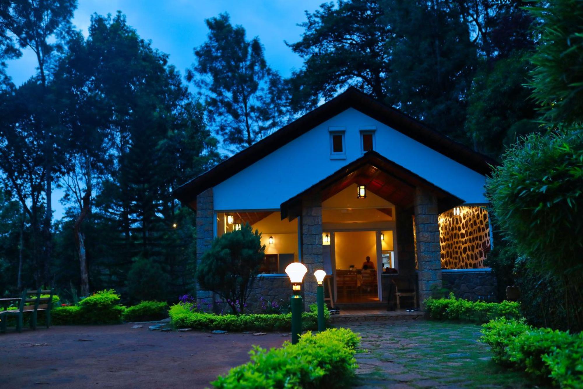 Sitaram Mountain Retreat Hotel Мунар Екстериор снимка