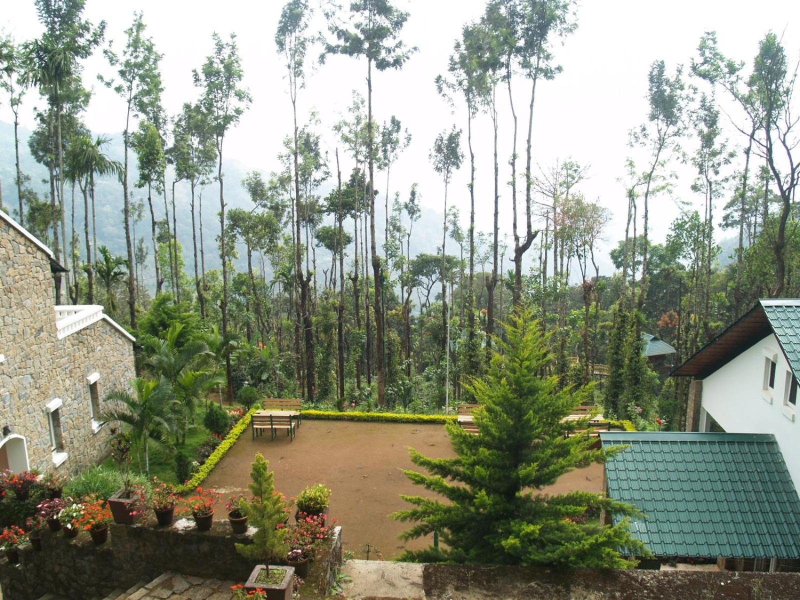 Sitaram Mountain Retreat Hotel Мунар Екстериор снимка