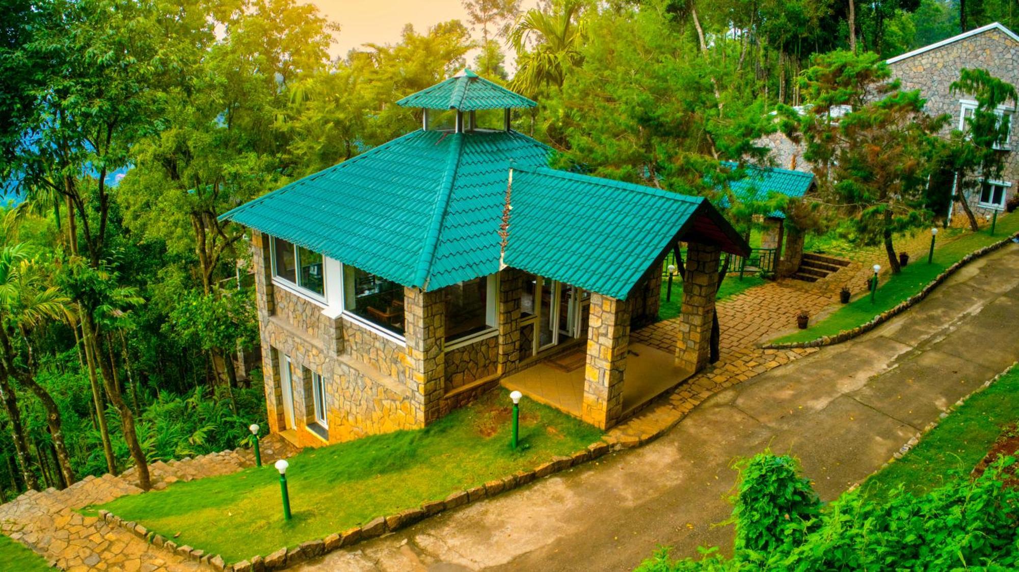 Sitaram Mountain Retreat Hotel Мунар Екстериор снимка